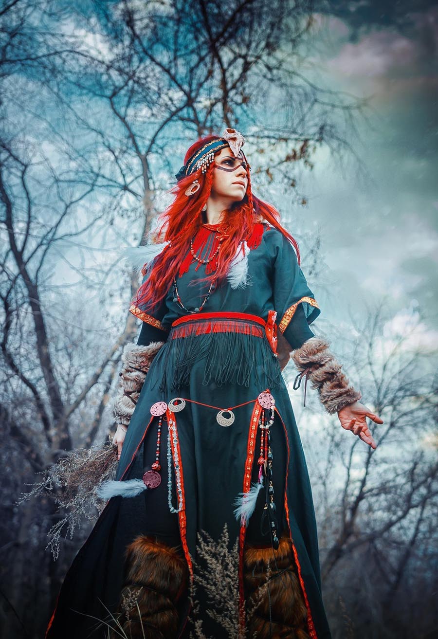 Girls in Slavic costumes underwear in Erbil