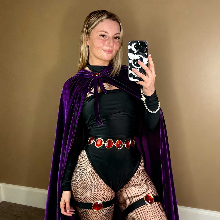 Catch Sofia Cosplay online — enter chat