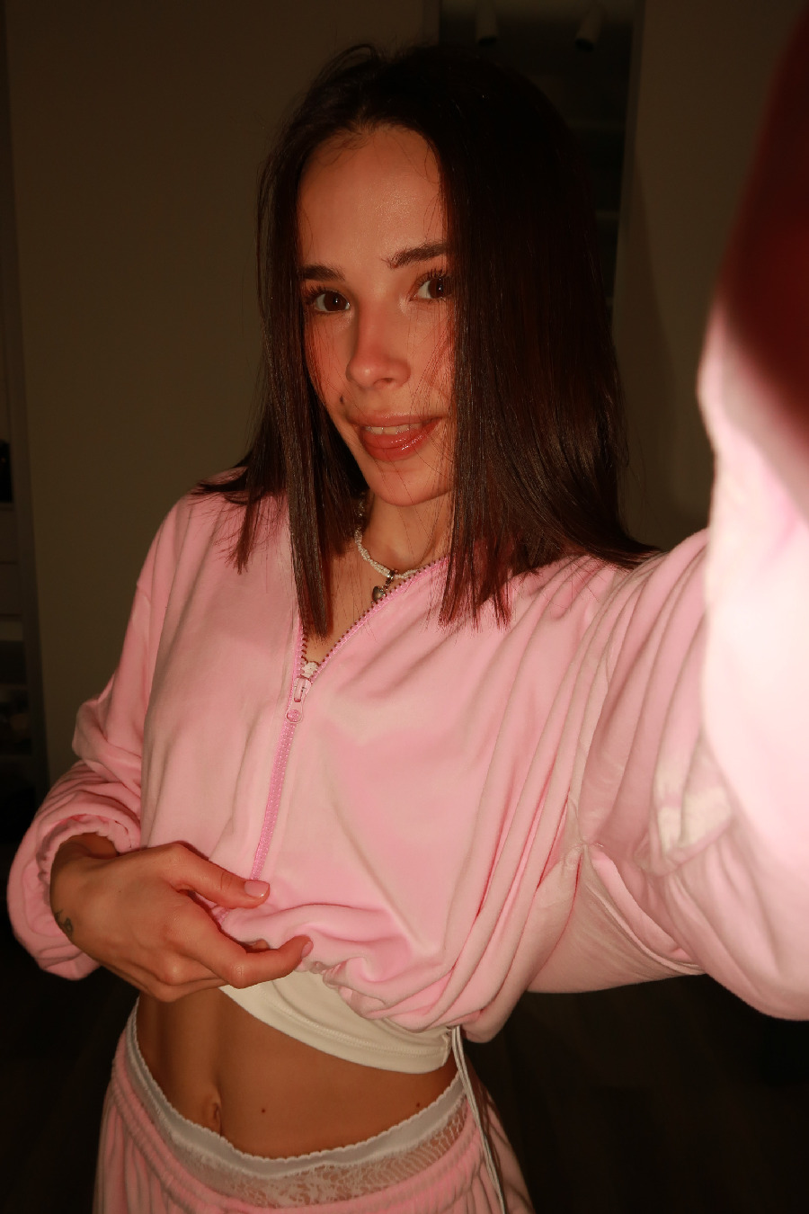 Tina brings the glow — live moments in Erbil